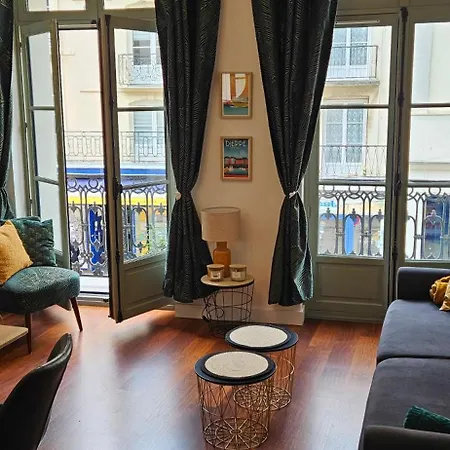 Les Balcons De - 1er Etage - Certifie 3 Etoiles Au Coeur De La Rue Pietonne Dieppe